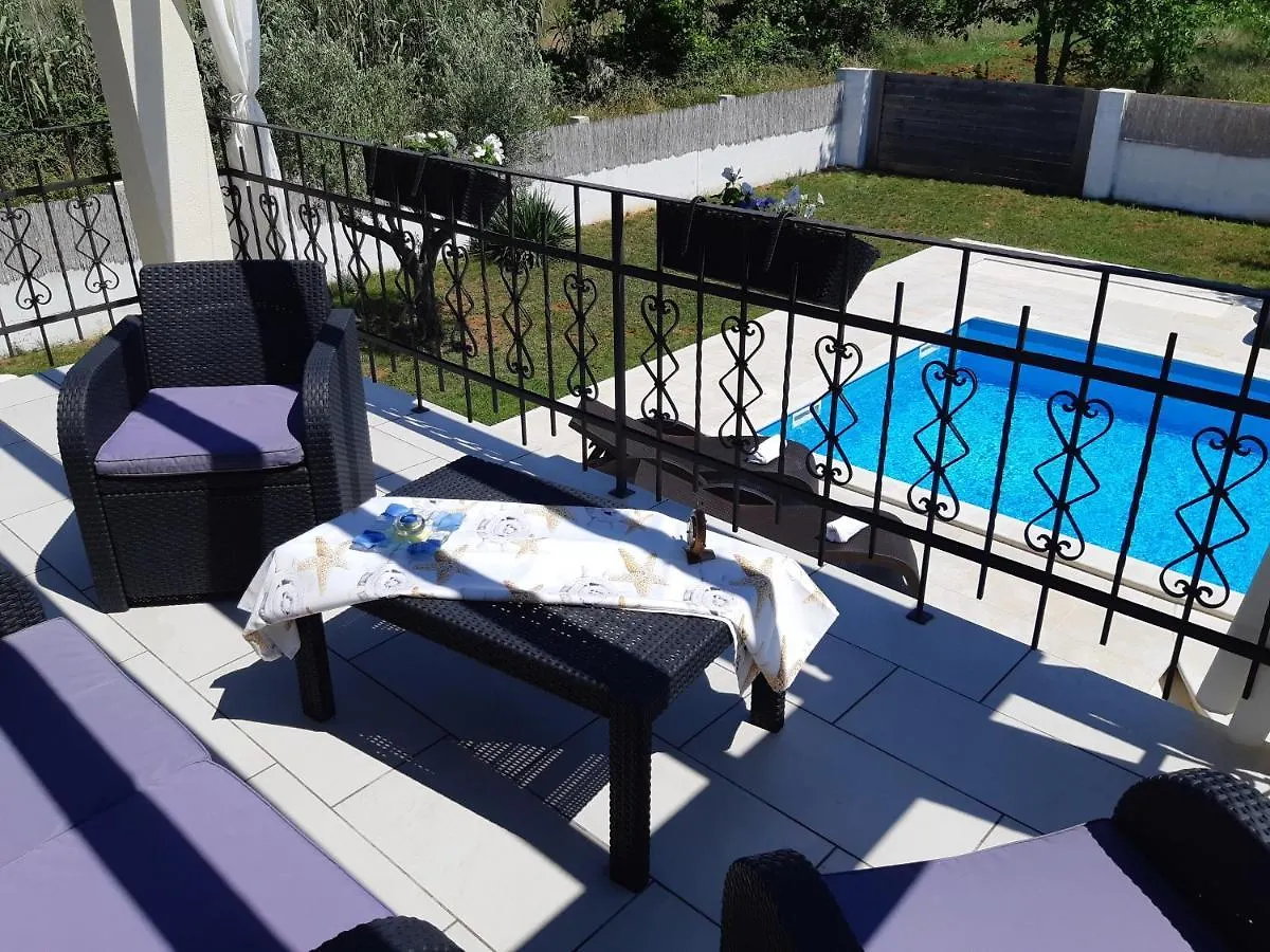 Villa La Felice بوريتش